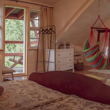 Cousy Historical House With Sauna And Hot Tube Vakantiehuis