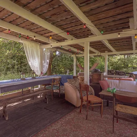 Vakantiehuis Cousy Historical House With Sauna And Hot Tube *