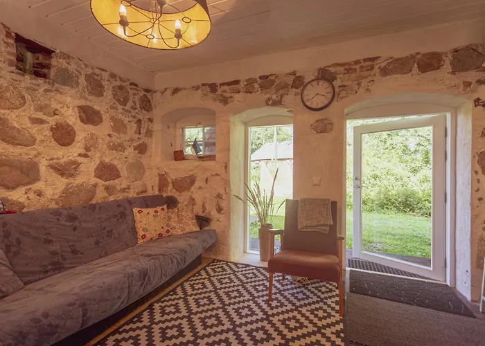 Cousy Historical House With Sauna And Hot Tube