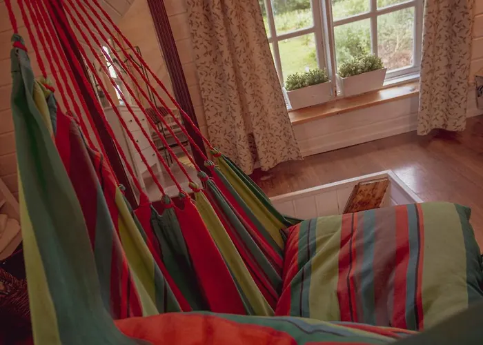 Cousy Historical House With Sauna And Hot Tube Vakantiehuis