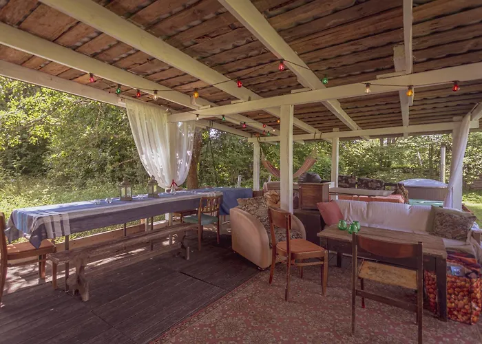 Vakantiehuis Cousy Historical House With Sauna And Hot Tube *