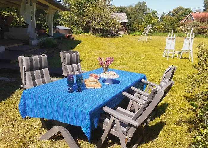 Cousy Historical House With Sauna And Hot Tube Vakantiehuis *